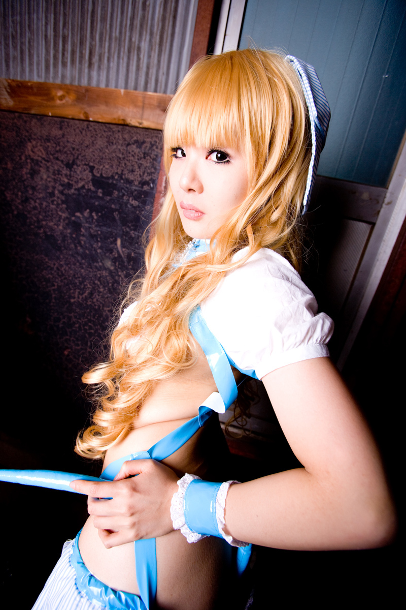 [Cosplay]  Night Cocoon Lovely  Hot Cosplayer gets naked